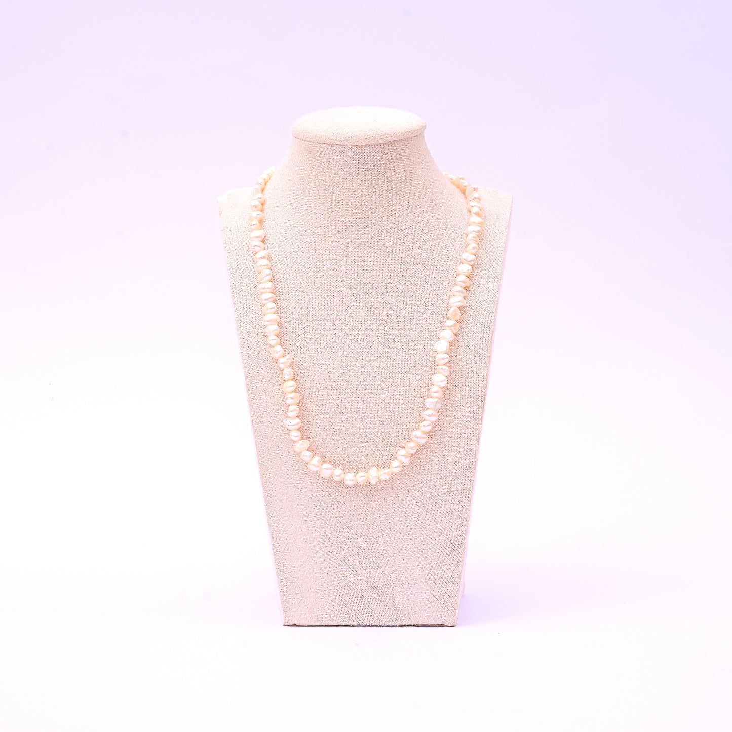 Elegance of the Pearl Necklace White